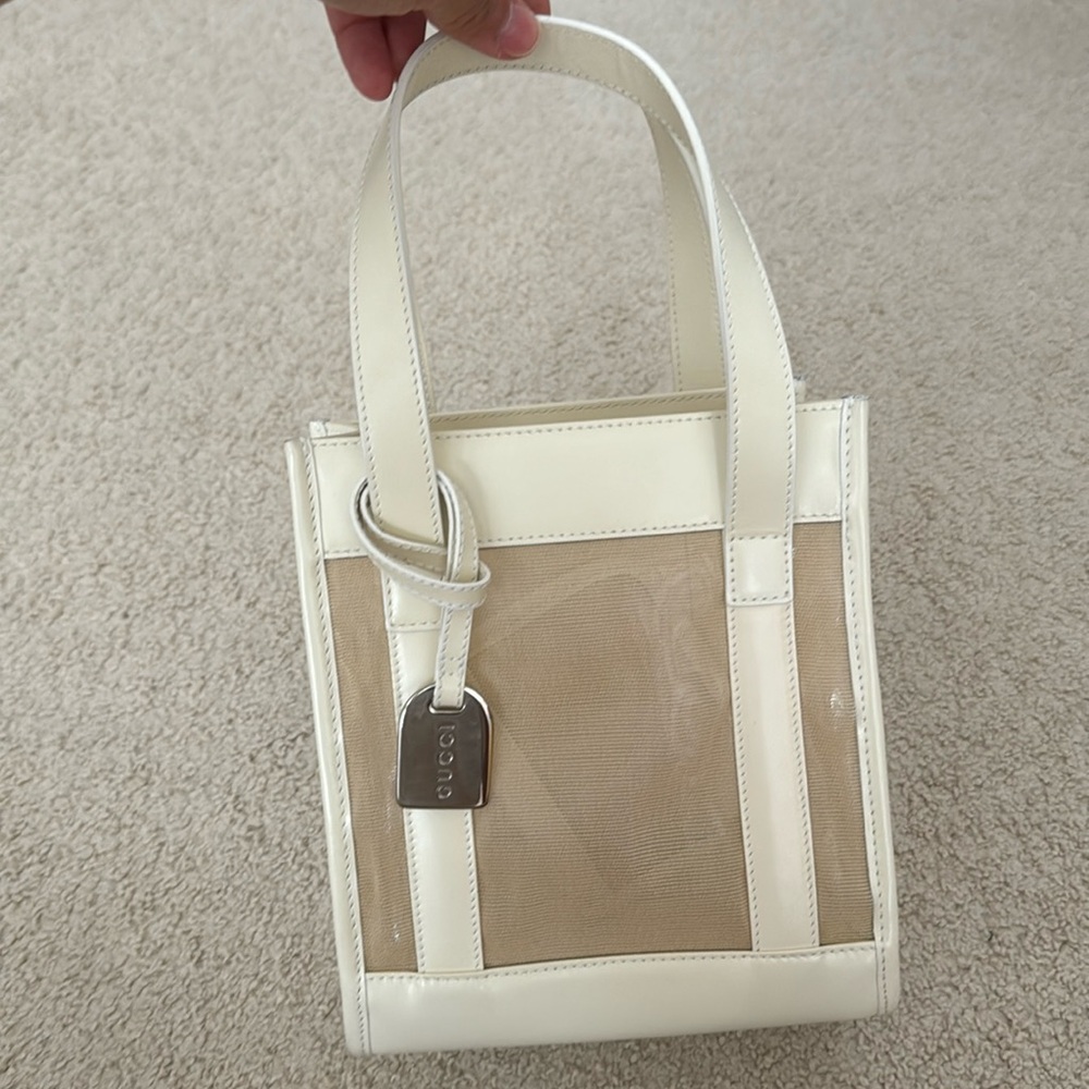 Small Gucci mesh handbag